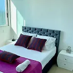 Apartamento Moderno, Frente Al Mar En Bocagrande