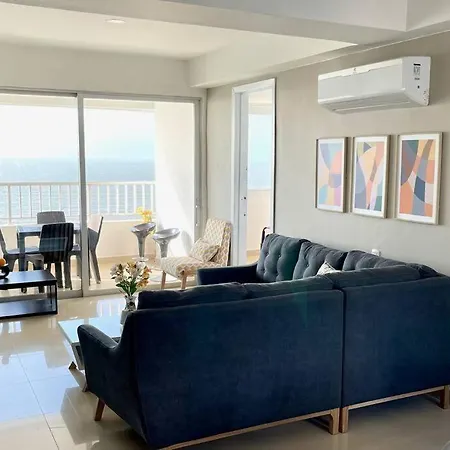 Apartamento Moderno, Frente Al Mar En Bocagrande