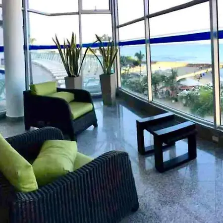 Apartamento Moderno, Frente Al Mar En Bocagrande Apartamento *